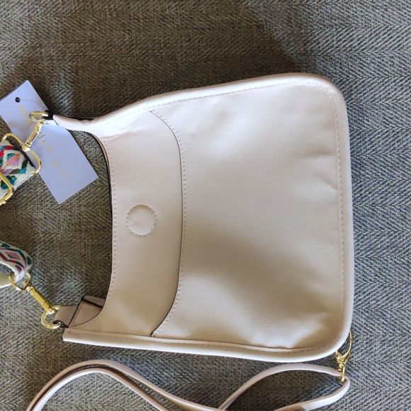 *Final Price* NWT Madden Girl Crossbody Bag with Double Straps - Picture 7 of 9